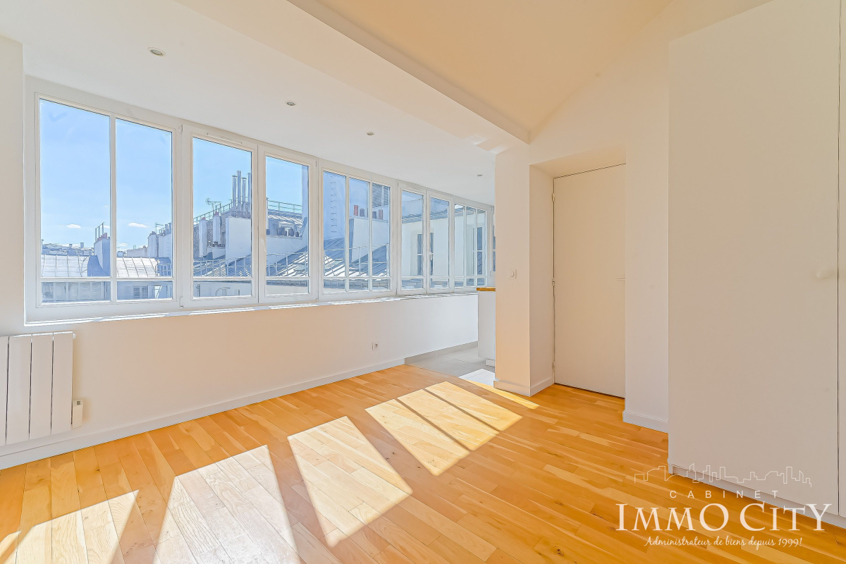 Location Appartement  3 pièces - 83m² 75009 Paris