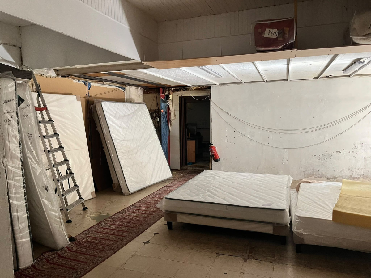 Vente Local commercial  1 pièce (studio) - 116m² 75011 Paris