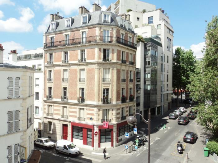 Location Appartement  4 pièces - 77.3m²  