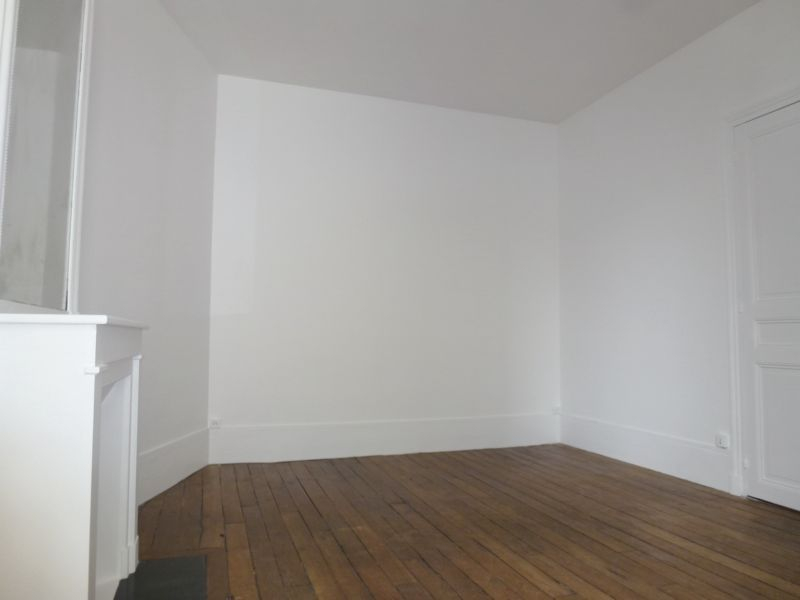 Location Appartement  2 pièces - 35.85m² 75011 Paris