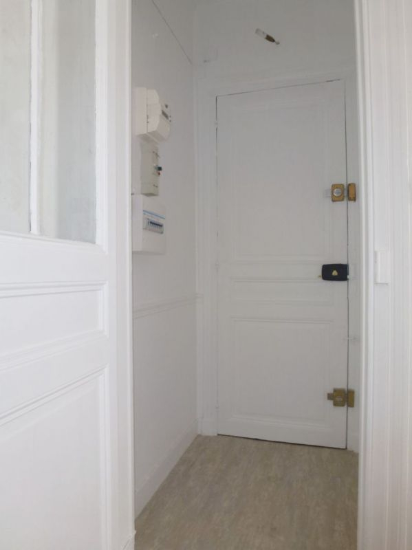 Location Appartement  2 pièces - 35.85m² 75011 Paris