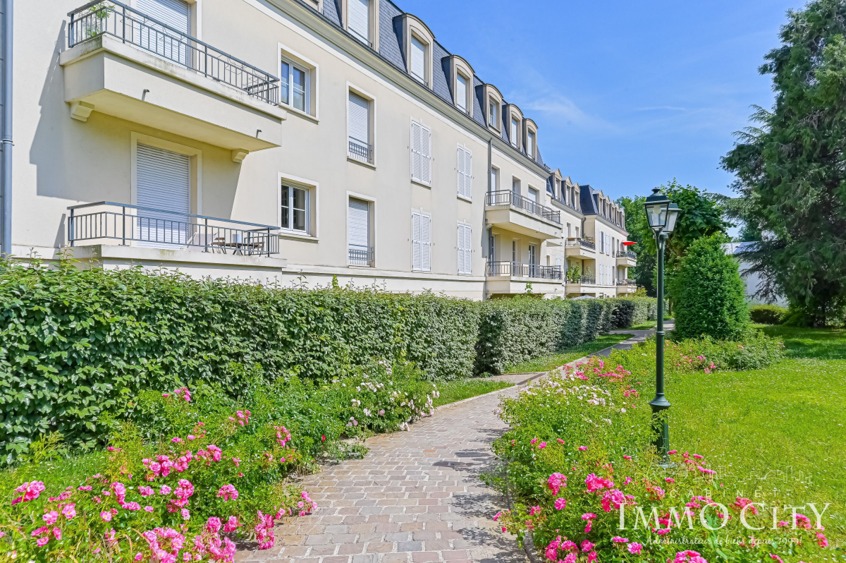 Vente Appartement  2 pièces - 47m² 94320 Thiais