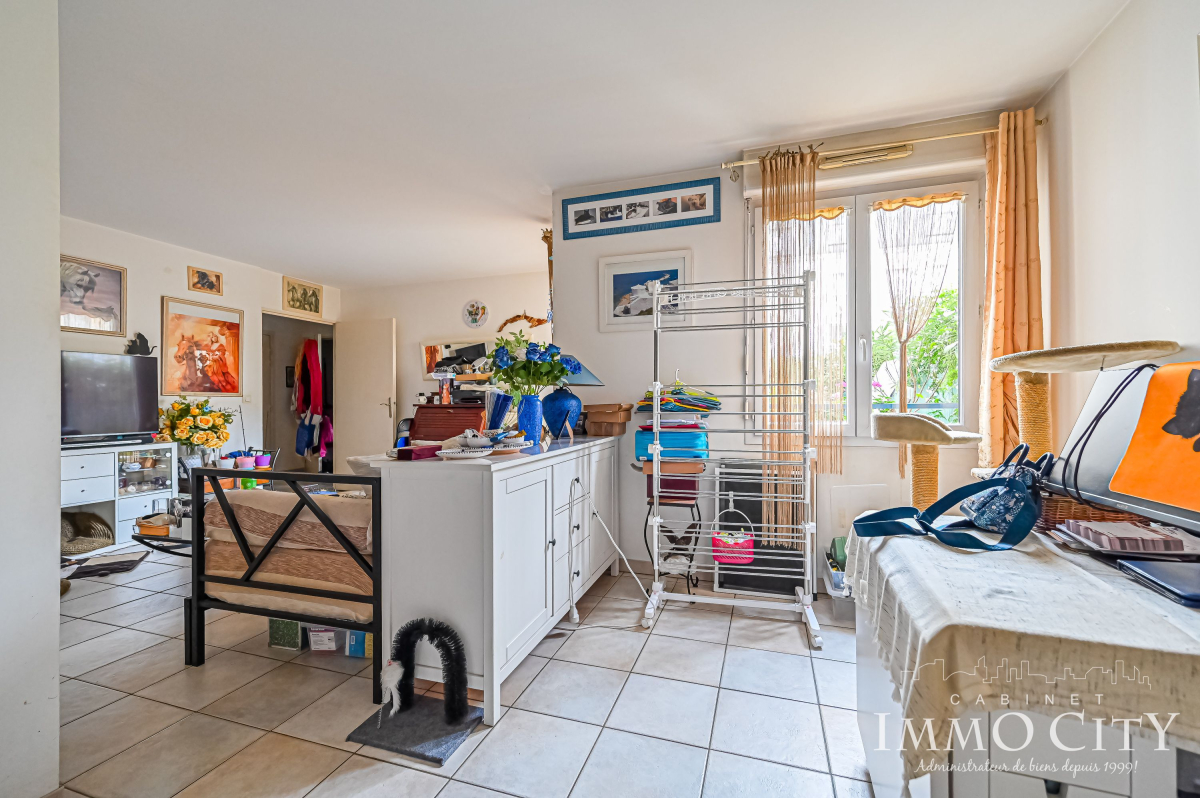 Vente Appartement  2 pièces - 47m² 94320 Thiais