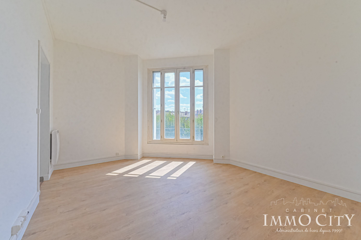 Location Appartement  2 pièces - 36m² 94600 Choisy-le-roi