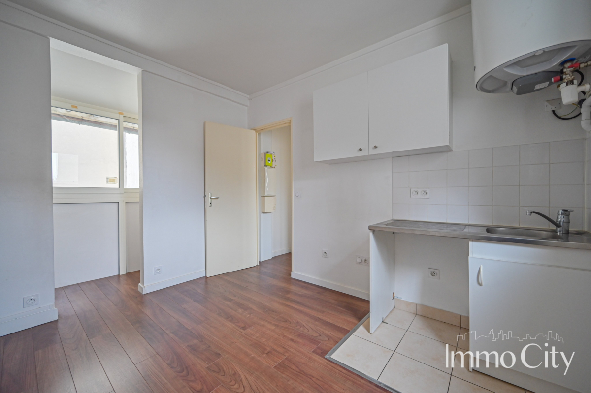Location Appartement  1 pièce (studio) - 19.8m² 75013 Paris