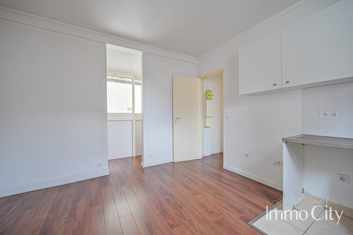 Location Appartement  1 pièce (studio) - 19.8m² 75013 Paris