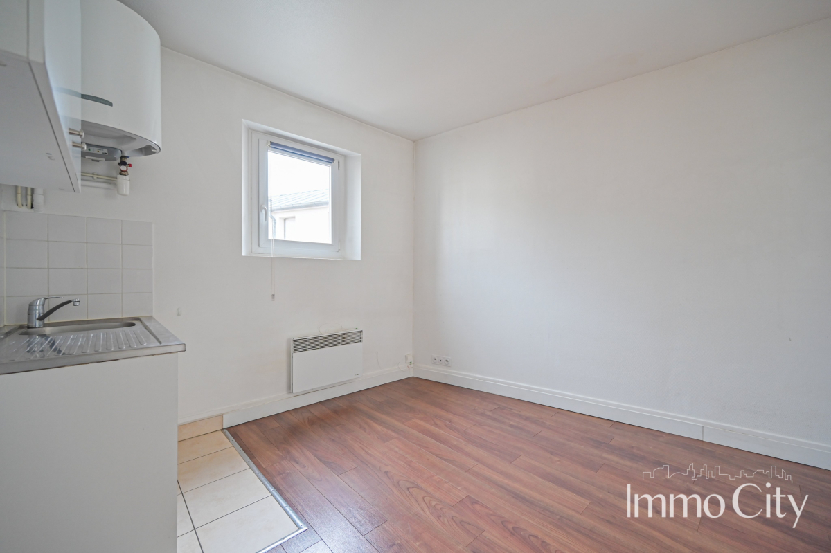 Location Appartement  1 pièce (studio) - 19.8m² 75013 Paris
