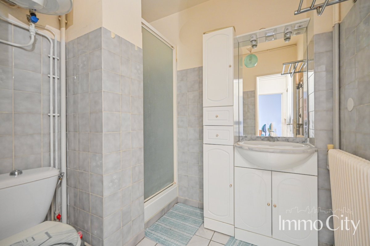 Vente Appartement meublé 2 pièces - 34.5m² 94320 Thiais