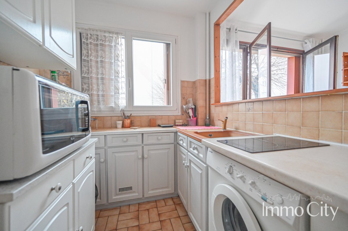 Vente Appartement meublé 2 pièces - 34.5m² 94320 Thiais