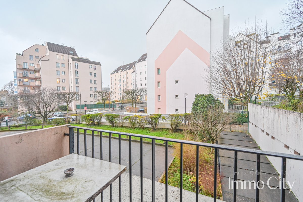 Vente Appartement meublé 2 pièces - 34.5m² 94320 Thiais