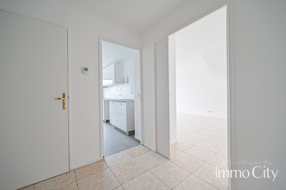 Location Appartement  4 pièces - 77.9m² 94600 Choisy-le-roi