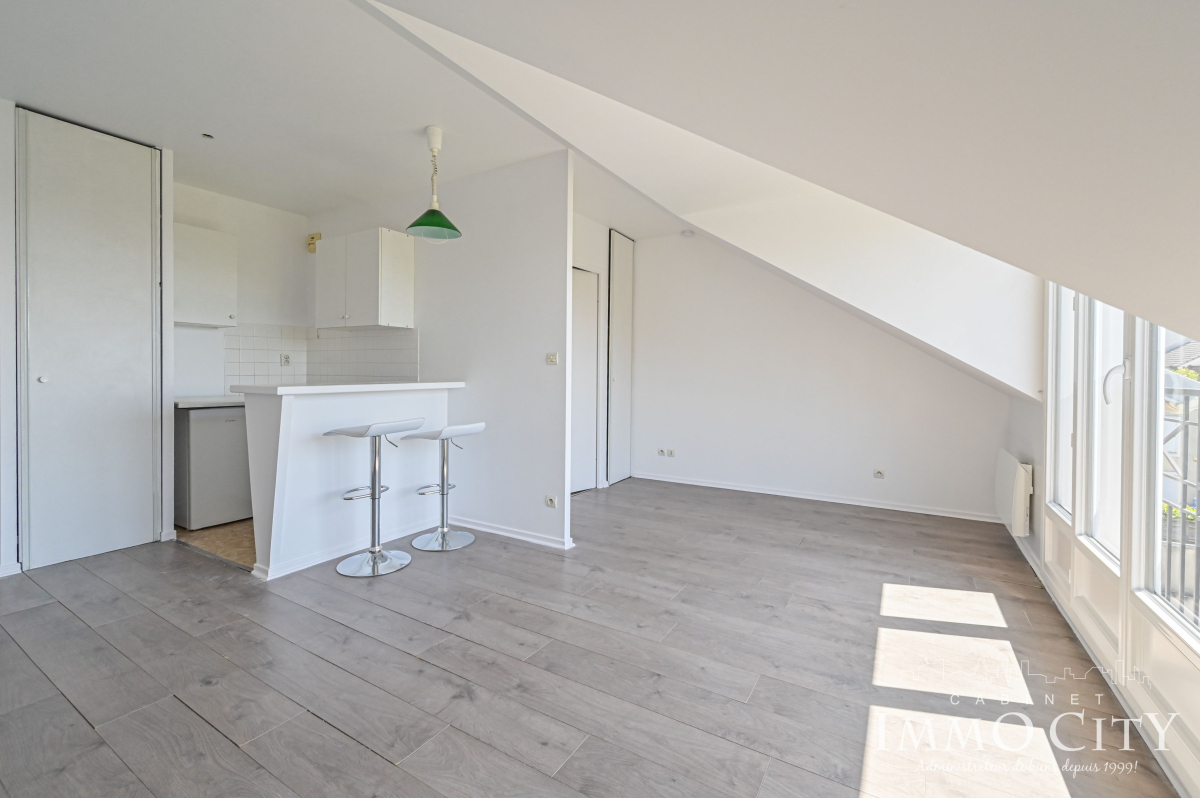 Location Appartement  1 pièce (studio) - 25m² 94320 Thiais