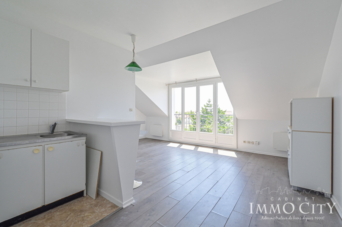 Location Appartement  1 pièce (studio) - 25m² 94320 Thiais