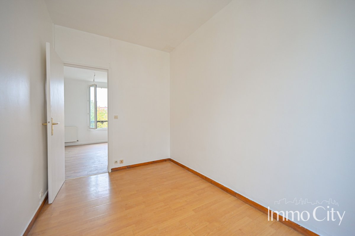 Location Appartement  2 pièces - 27.49m² 94600 Choisy-le-roi