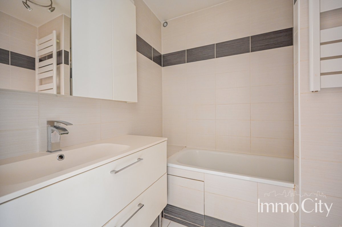 Location Appartement  3 pièces - 61m² 94290 Villeneuve-le-roi