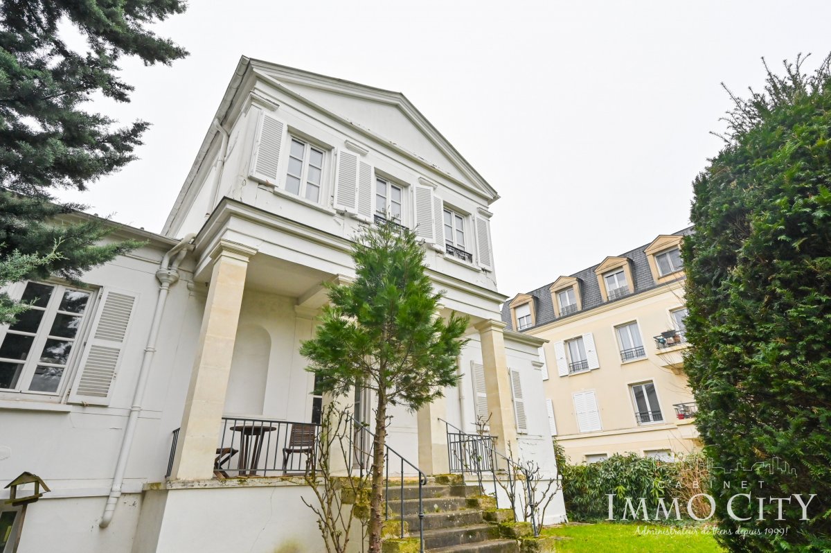 Vente Maison  6 pièces - 155m² 94320 Thiais