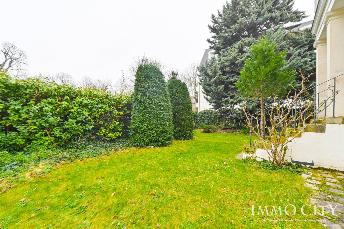 Vente Maison  6 pièces - 155m² 94320 Thiais