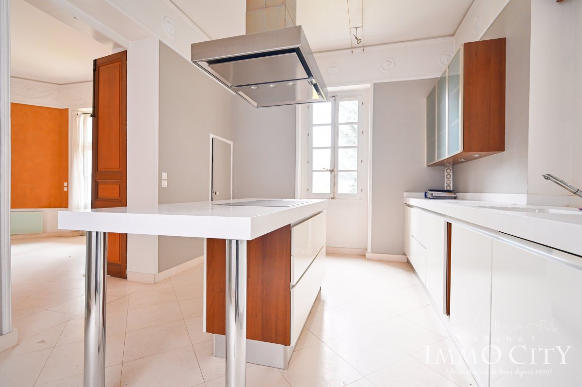 Vente Maison  6 pièces - 155m² 94320 Thiais