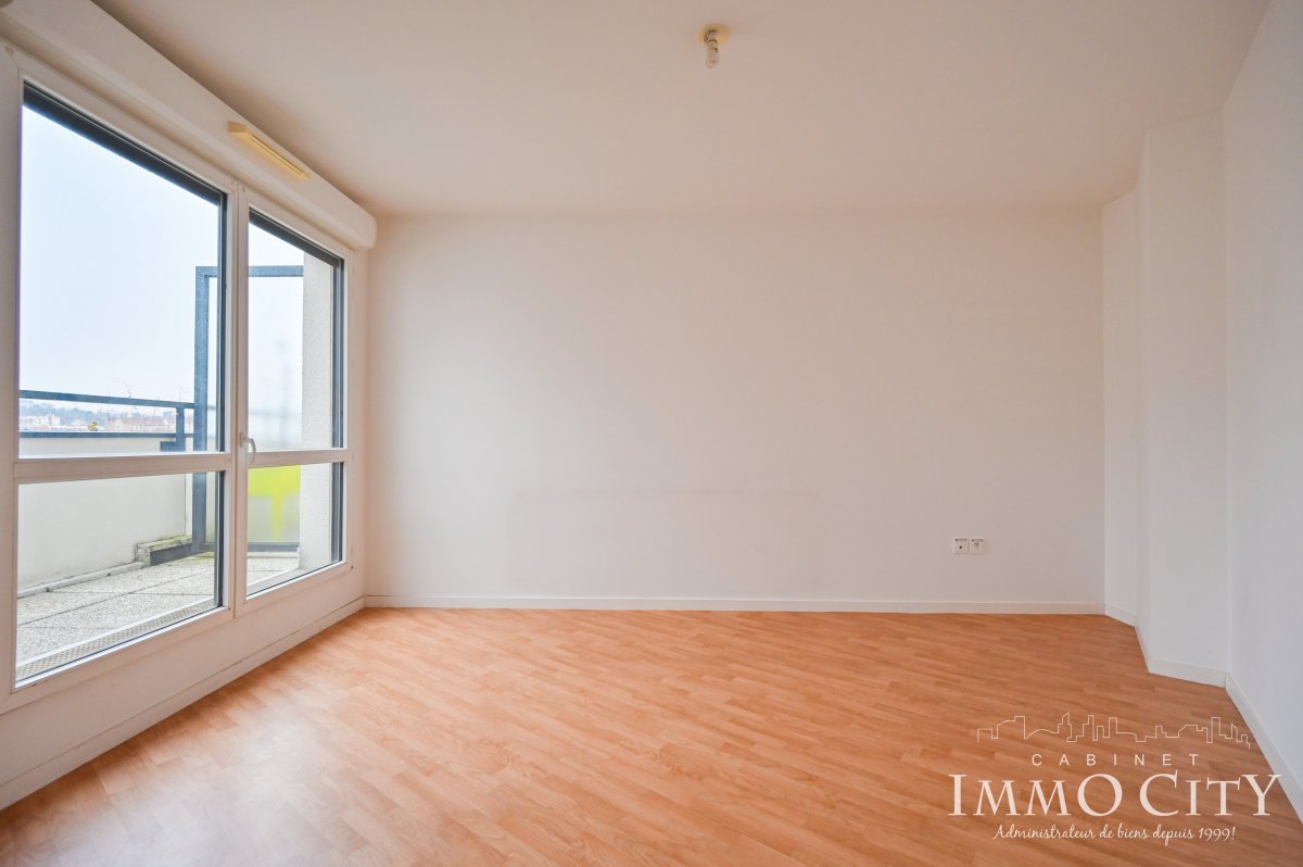 Location Appartement  2 pièces - 39m² 94310 Orly
