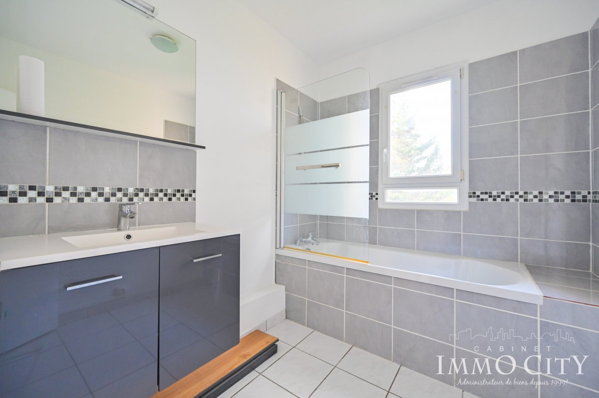 Location Appartement  3 pièces - 64m² 94320 Thiais