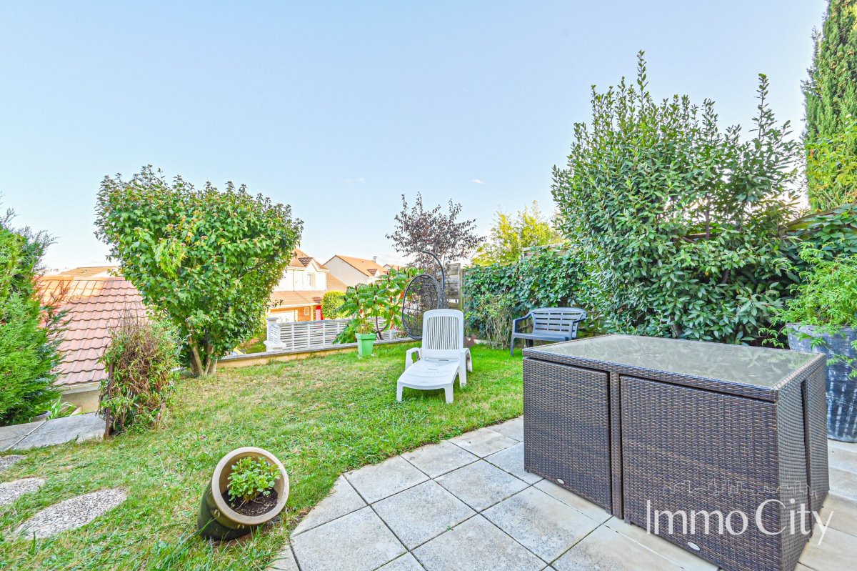 Vente Maison  5 pièces - 127m² 94320 Thiais
