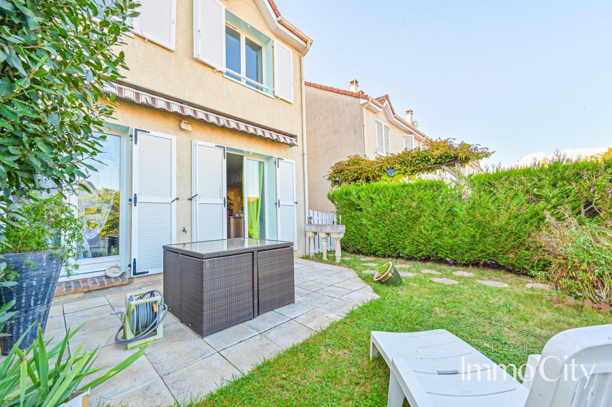 Vente Maison  5 pièces - 127m² 94320 Thiais