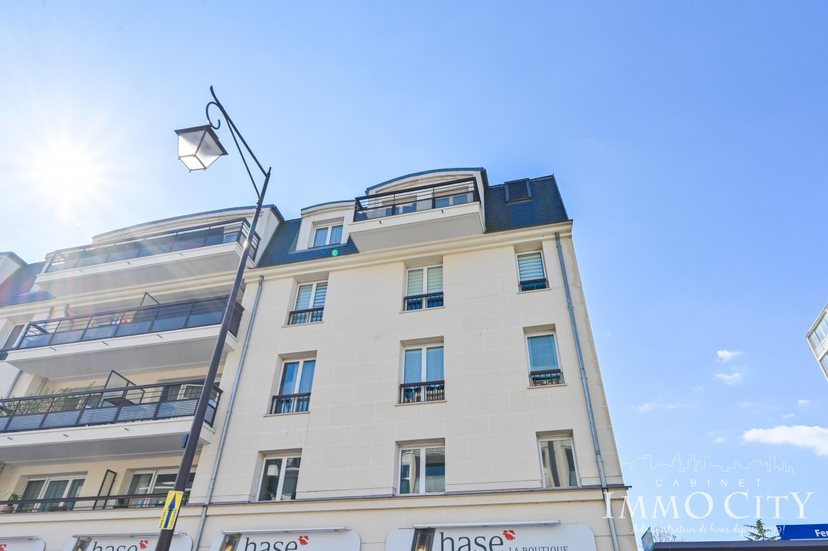 Location Local commercial  2 pièces - 130m² 92160 Antony