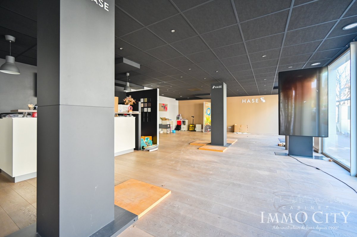 Location Local commercial  2 pièces - 130m² 92160 Antony