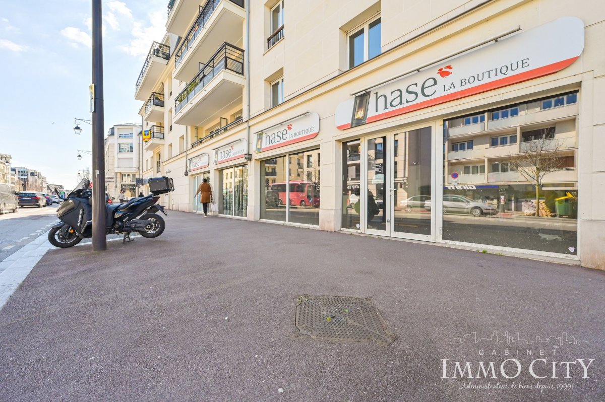 Location Local commercial  2 pièces - 130m² 92160 Antony