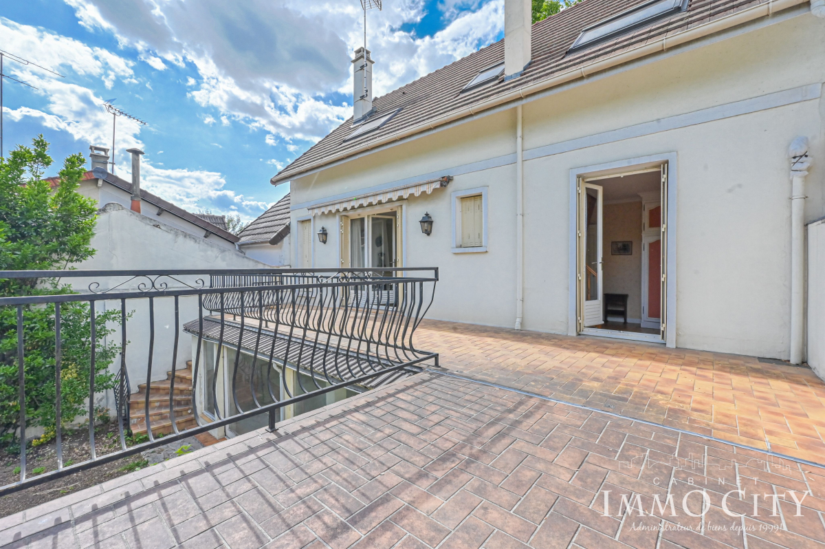 Vente Maison  6 pièces - 105m² 94600 Choisy-le-roi