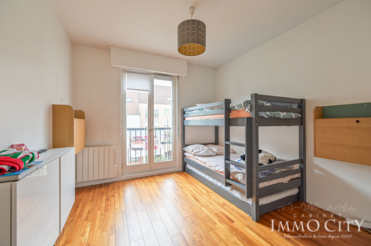 Location Appartement  2 pièces - 54m² 94320 Thiais