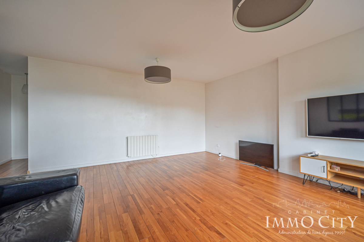 Location Appartement  2 pièces - 54m² 94320 Thiais