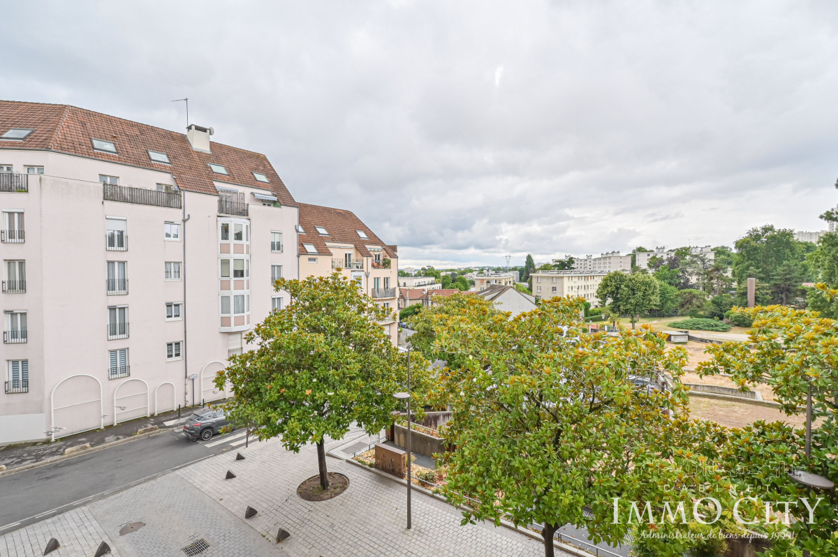 Location Appartement  2 pièces - 54m² 94320 Thiais