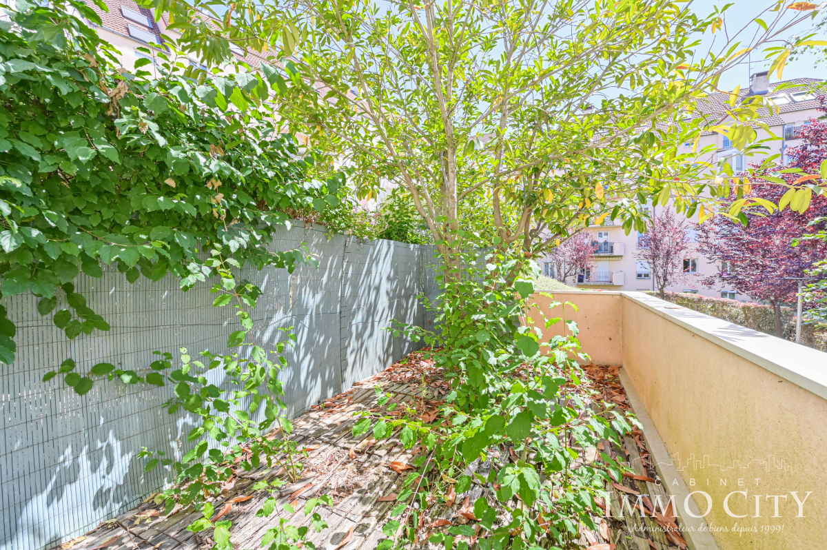 Location Appartement  2 pièces - 53m² 94320 Thiais