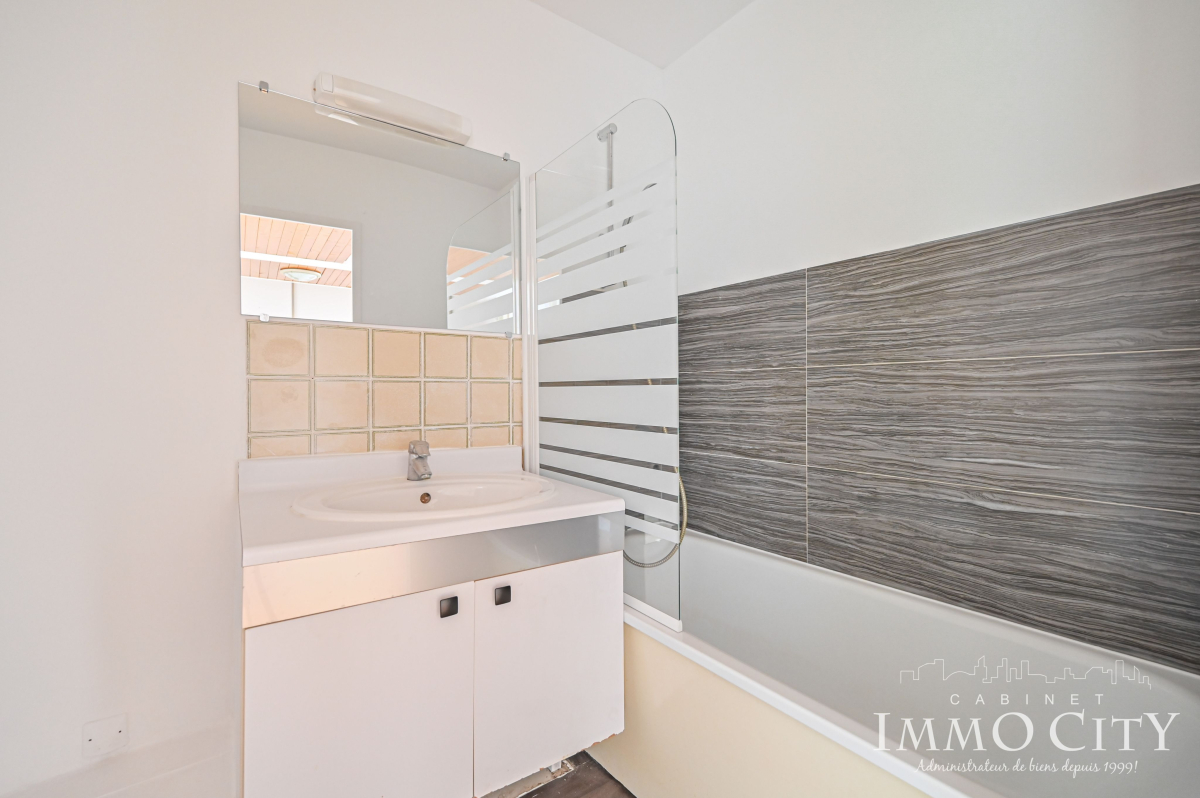Location Appartement  2 pièces - 53m² 94320 Thiais