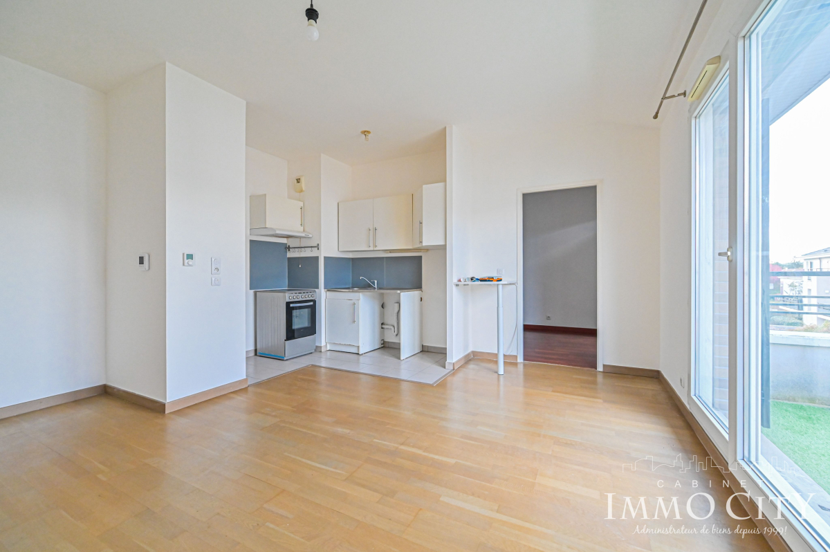 Location Appartement  3 pièces - 47m² 94290 Villeneuve-le-roi