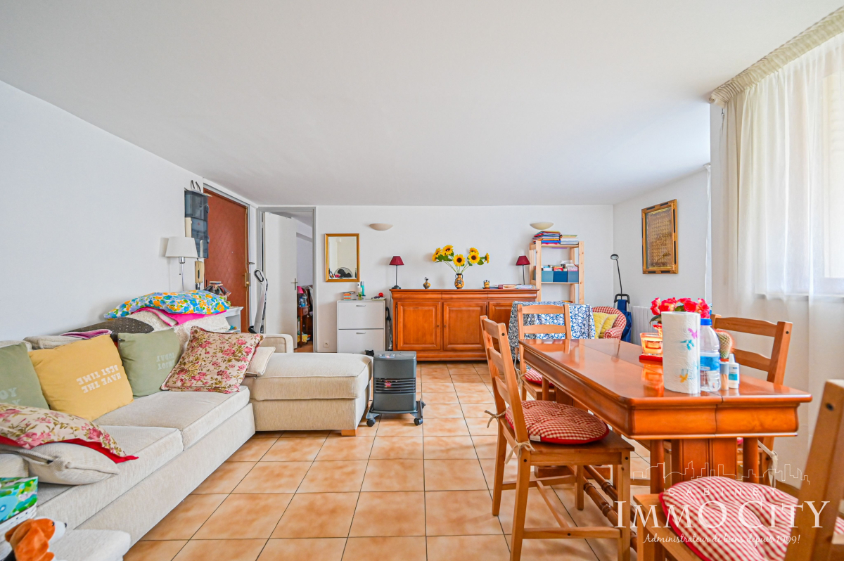 Vente Appartement  2 pièces - 49m² 94600 Choisy-le-roi