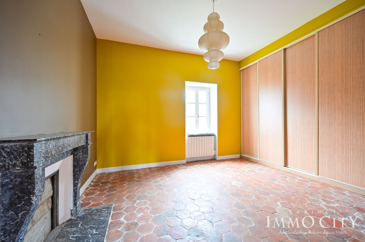 Vente Maison  6 pièces - 155m² 94320 Thiais