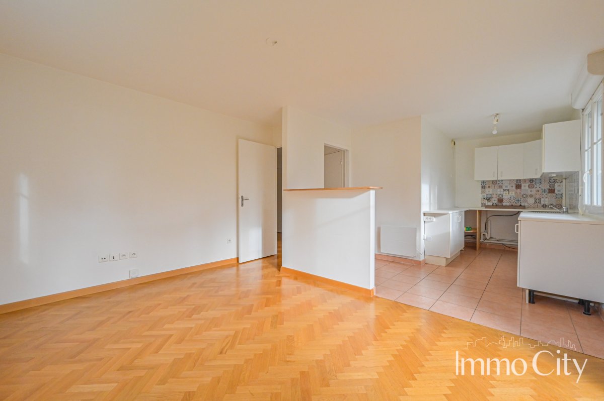 Vente Appartement  2 pièces - 48m² 94320 Thiais