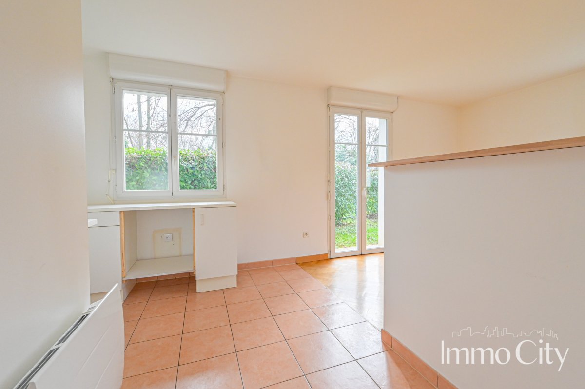 Vente Appartement  2 pièces - 48m² 94320 Thiais