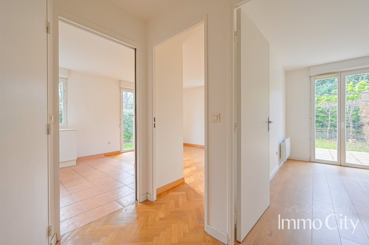 Vente Appartement  2 pièces - 48m² 94320 Thiais