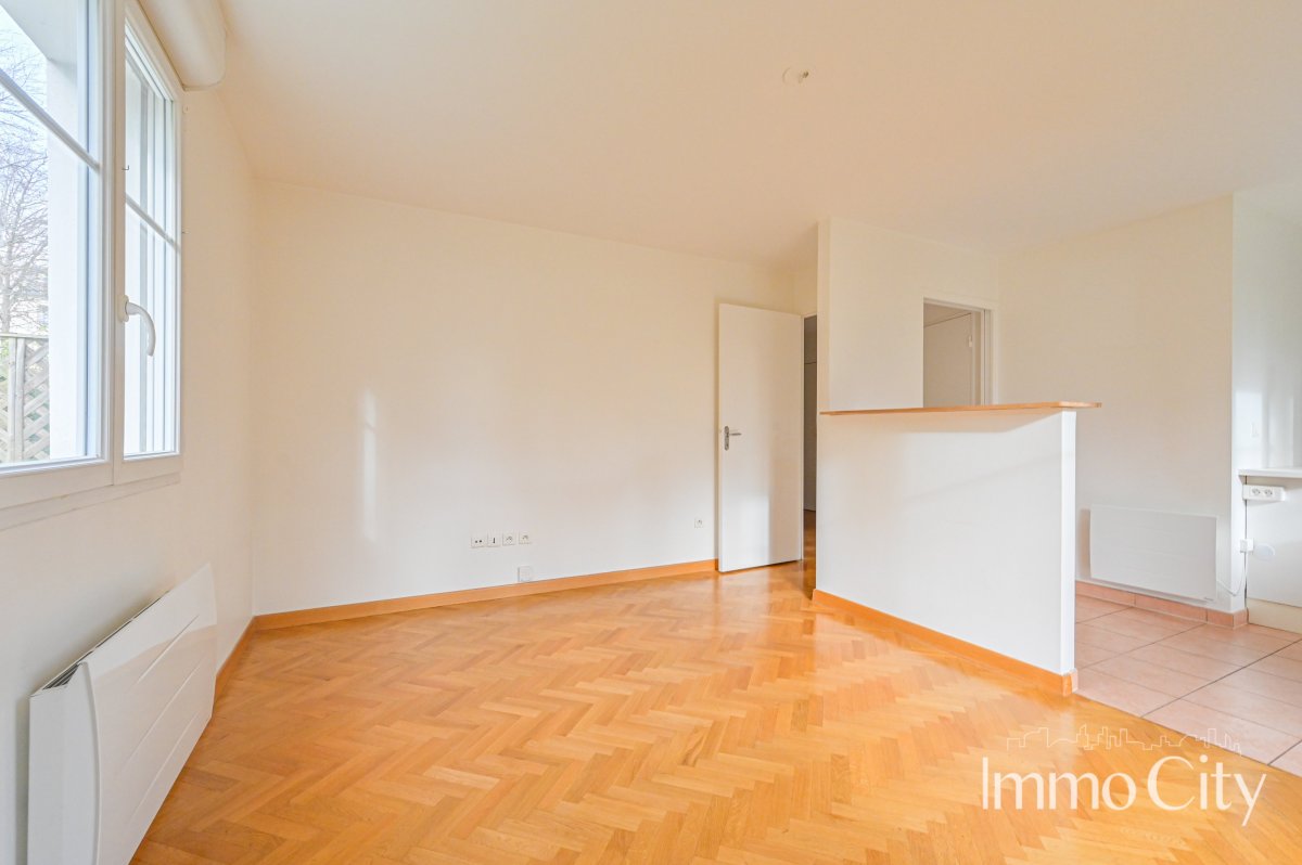 Vente Appartement  2 pièces - 48m² 94320 Thiais