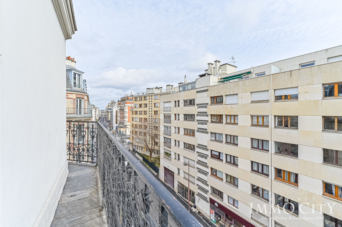 Location Appartement  4 pièces - 72.78m² 75015 Paris