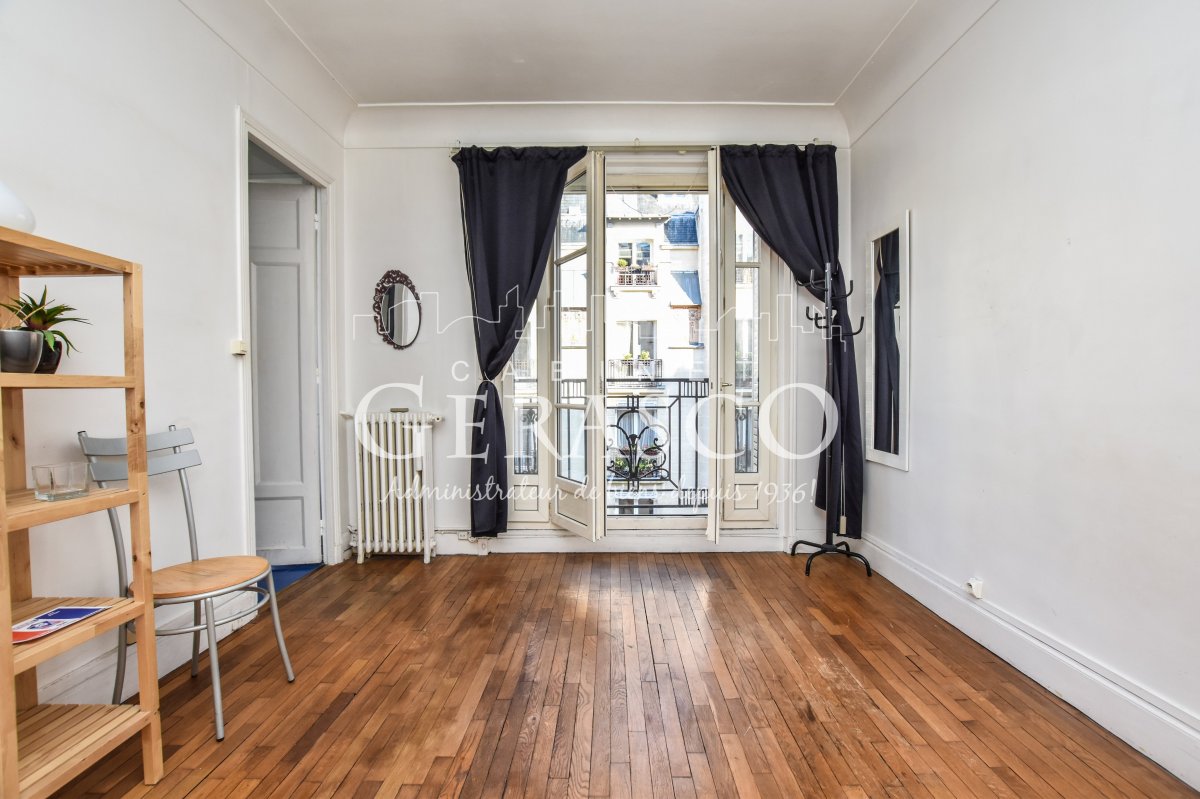 Location Appartement meublé 1 pièce (studio) - 30.1m² 75015 Paris