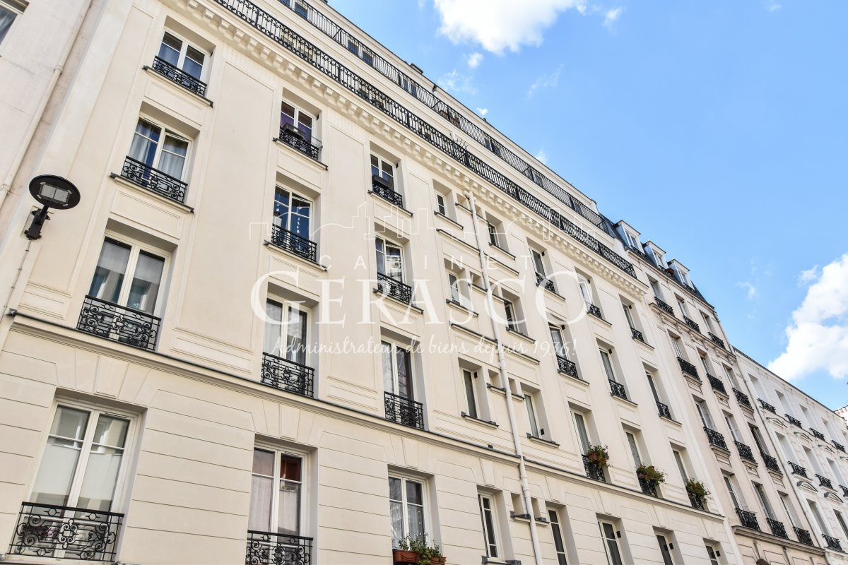 Location Appartement  2 pièces - 32.75m² 75015 Paris