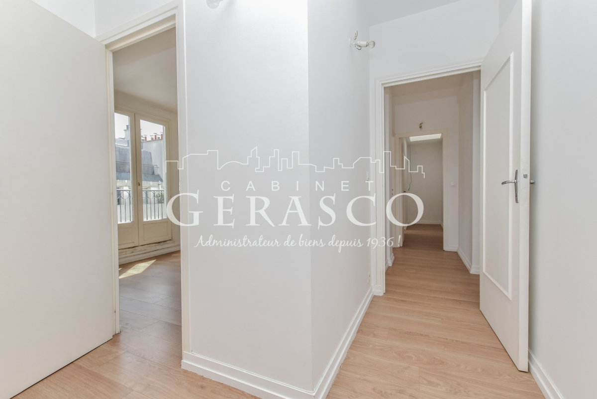 Location Appartement  3 pièces - 58.25m² 75015 Paris