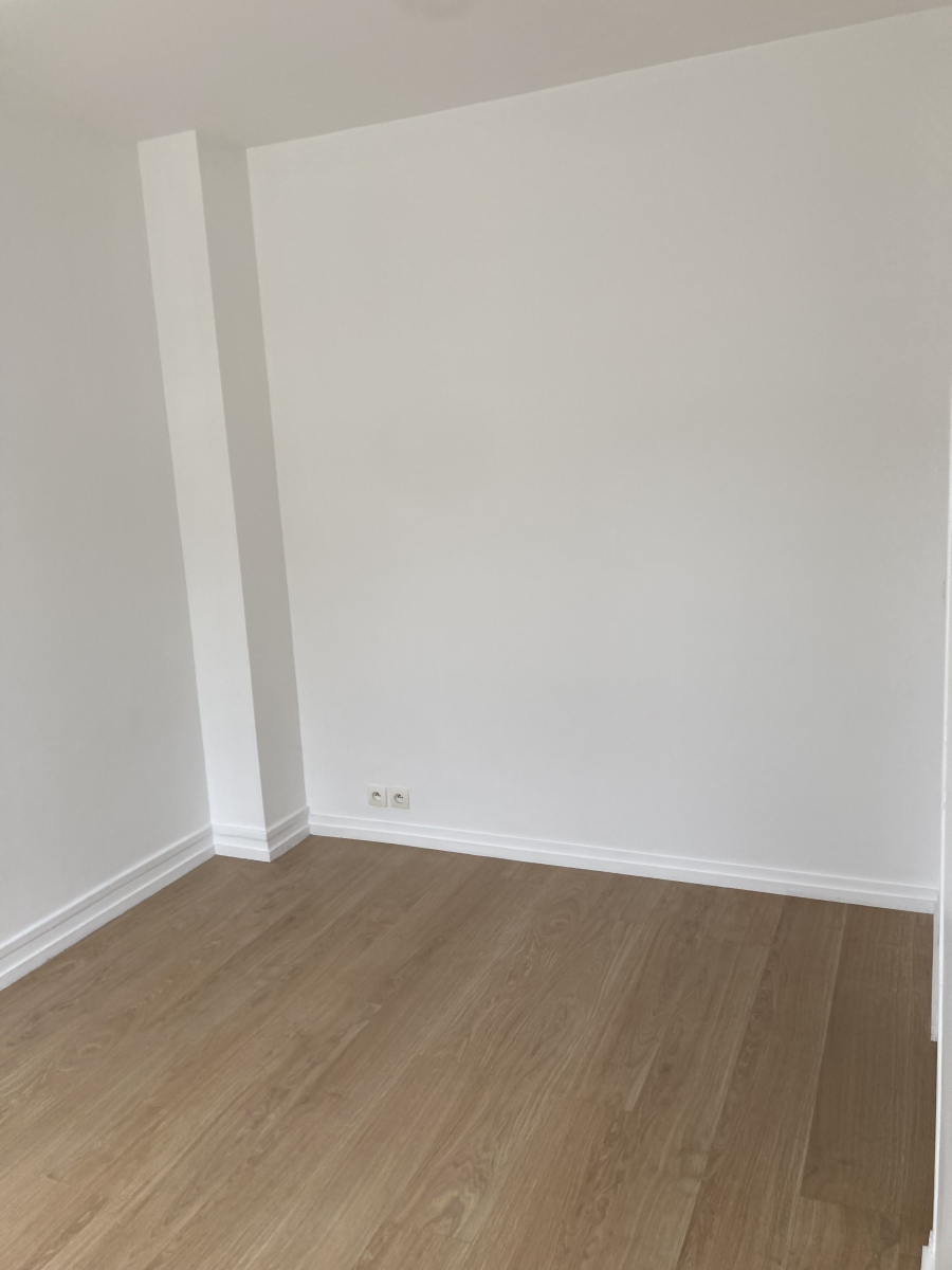 Location Appartement  3 pièces - 58.25m² 75015 Paris