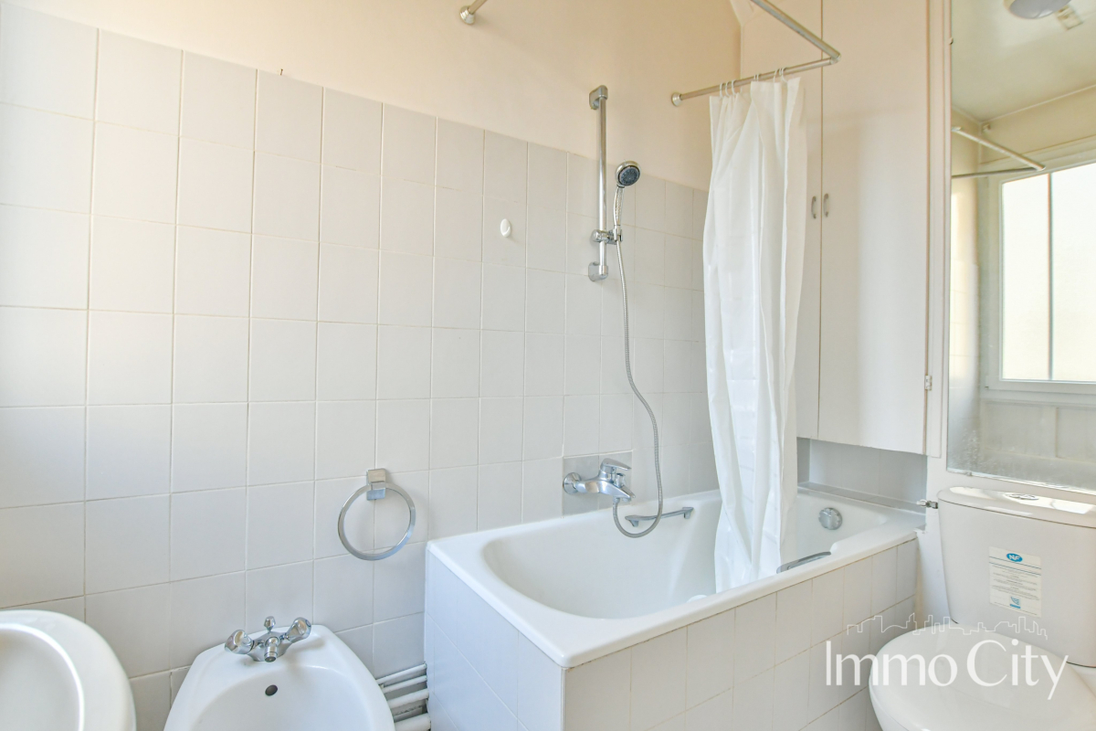 Location Appartement  1 pièce (studio) - 28.13m² 75015 Paris