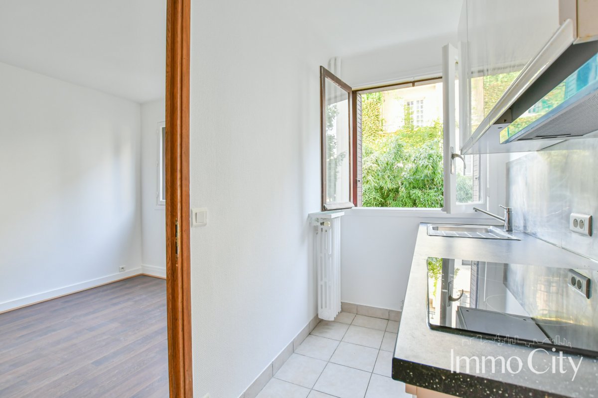 Location Appartement  2 pièces - 34.15m² 75016 Paris