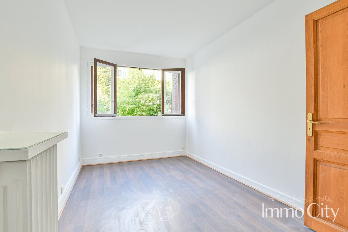 Location Appartement  2 pièces - 34.15m² 75016 Paris